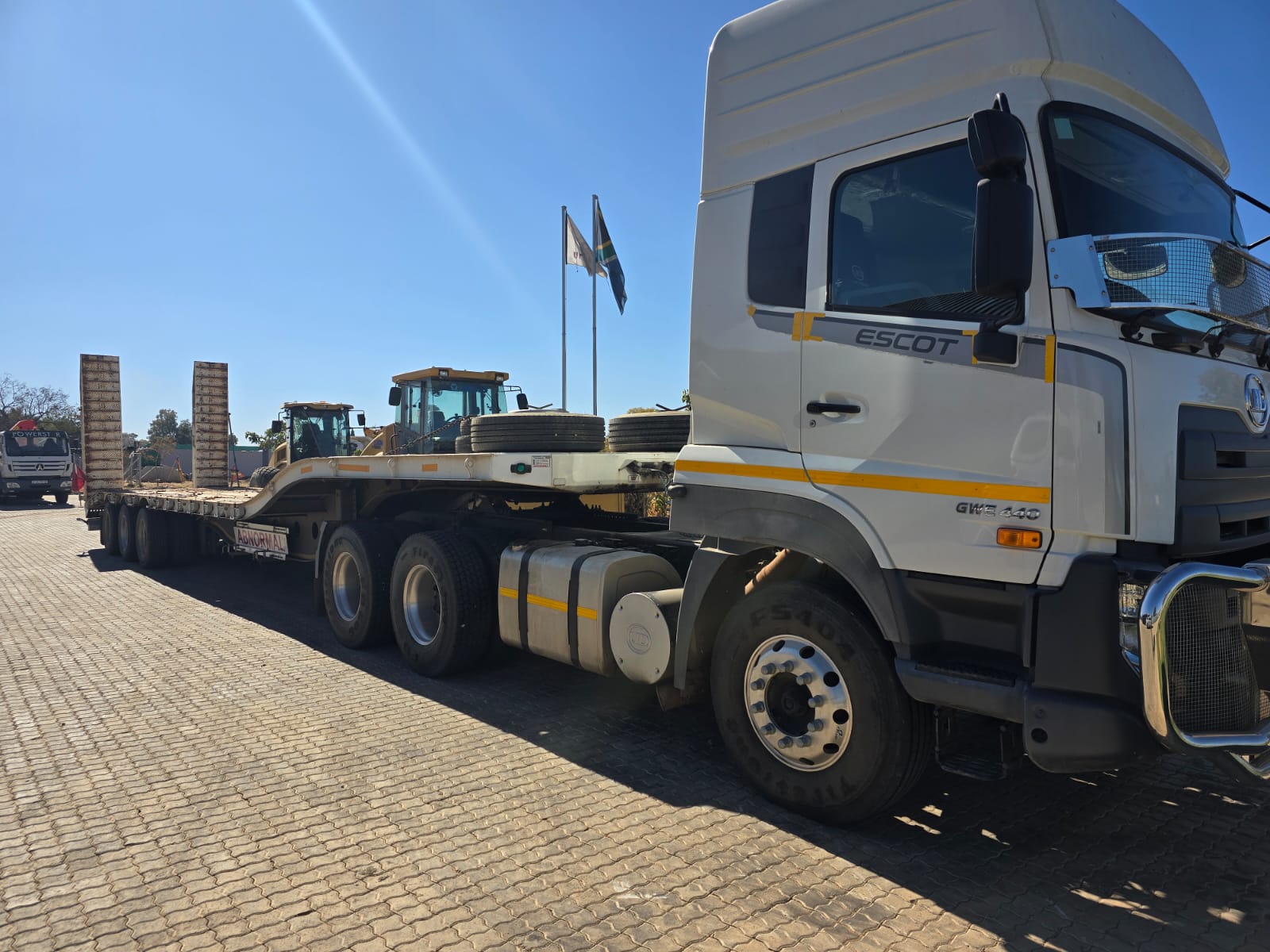 Lowbed Truck